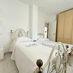 Casamare - Numana, Comodo Trilocale In Centro Apartmán Numana