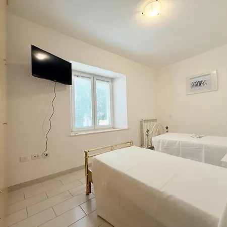 Appartamento N308 - Numana, Comodo Trilocale In Centro